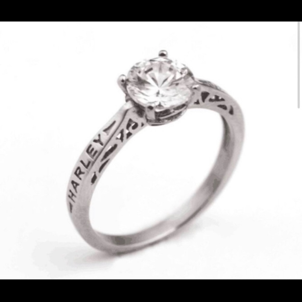 !๐นDiamond like rings all sizes - Picture 2 of 7